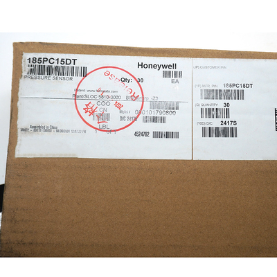 YJJJ 185PC15DT เครื่องปรับความดันอินเตอร์เฟซพอร์ตกับเครื่องจักร 5VDC พลังงานไฟฟ้าและช่วงความดัน 0-15PSI
