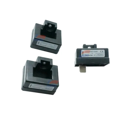 YJJ L03S600D15WM 10μs 20mA bi-directional ± 1% 600A A Hall current sensor is installed in the base เครื่องรับสัญญาณกระแสไฟฟ้าที่ติดตั้งในฐาน