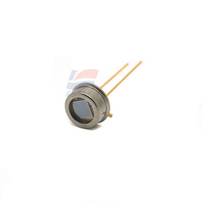 S1226-44BQ Si Photodiode สําหรับ UV ถึง Photometry ความละเอียดที่เห็นได้ถูก ปิดความรู้สึกใกล้ IR