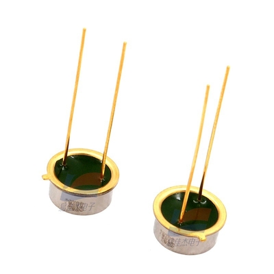 YJJ S1223 S1223-01 ซิลิคอน PIN Photodiode ใช้สําหรับการกําหนด Photometric ที่แม่นยําในแสงที่เห็นได้ถึงแดนอินฟราเรดใกล้