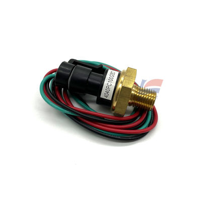 YJJJ 4040PC100G5D 0-100psi เครื่องตรวจจับความดันอินเตอร์เฟซเครื่องกดเหล็กไร้ขัดเหล็ก 5VDC พลังงาน -45C ถึง 125C